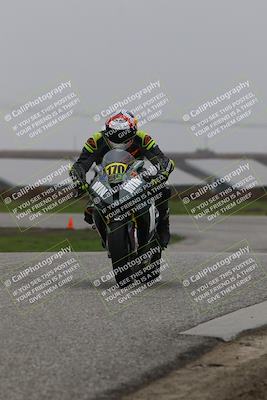 media/Nov-29-2025-TrackDaz (Sat) [[10ae2d9bce]]/C Group/Session 4 (Wheelie Bump)/